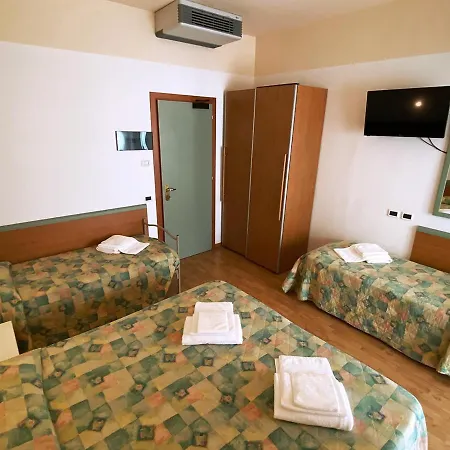 Hotel Diplomatic